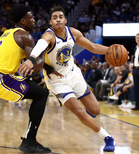 大连梭鱼湾足球场本赛季中超联赛观众总人数达874...